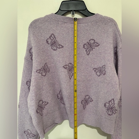 Hooked Up Purple Butterfly Sweater size medium - Picture 5 of 5